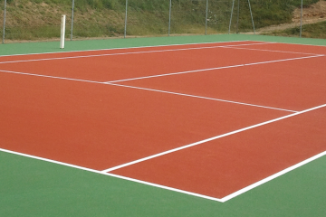 Terrain de tennis fini